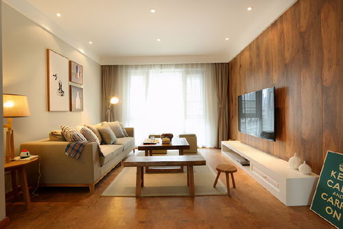 暖色系演繹溫馨美學，90㎡小家電視墻設計獲贊無數